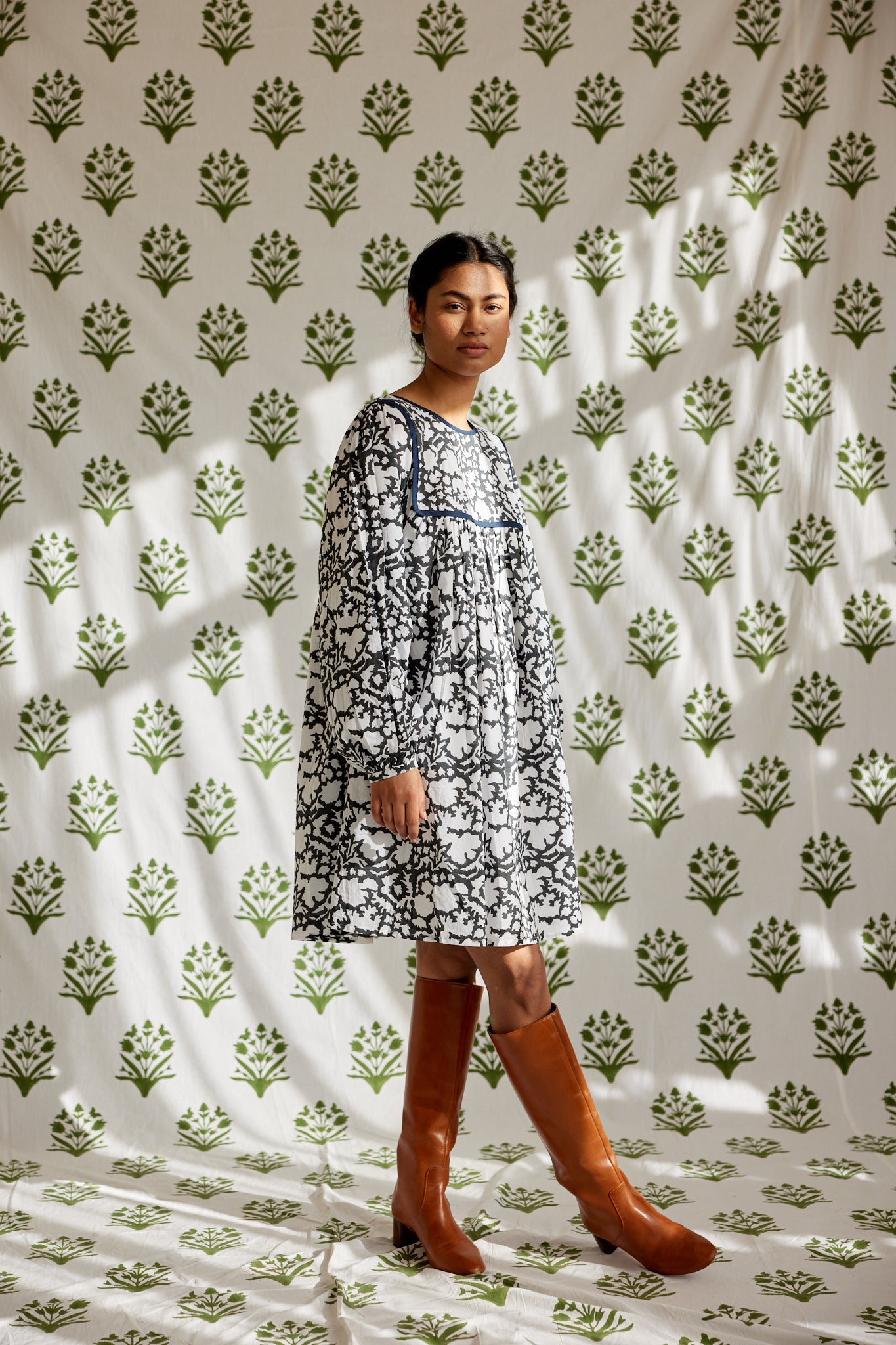 Darjeeling Dress in Midnight