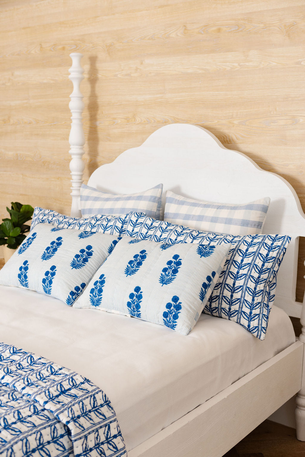 King Gudri Sham in Grecian Floral, Directoire Blue