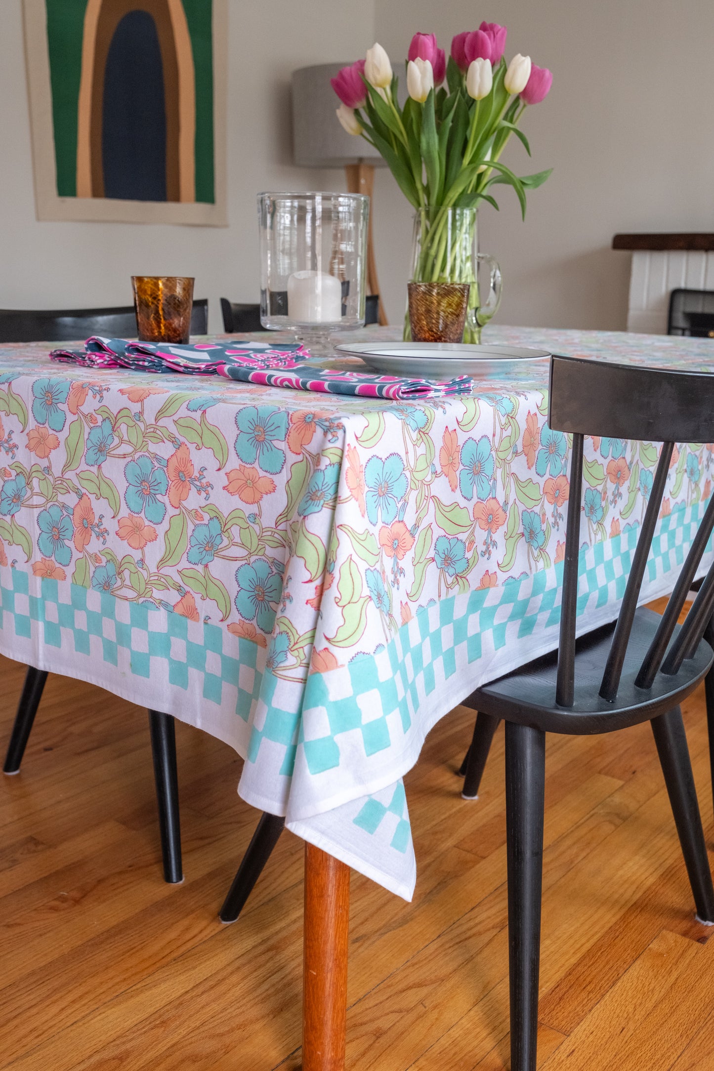 Tablecloth in Flower Power Print