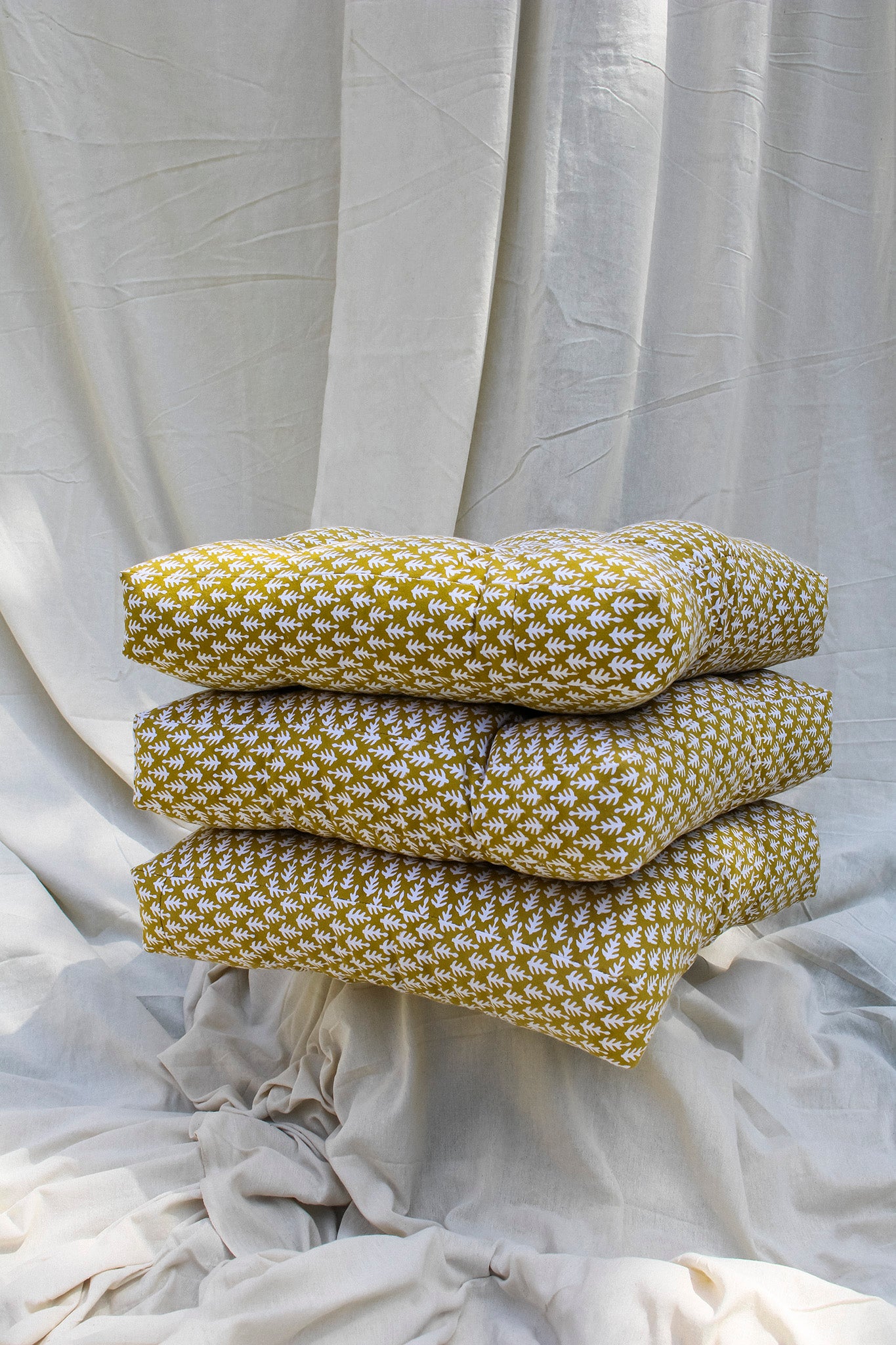 Reverse Patti Print Upholstery Fabric Swatch