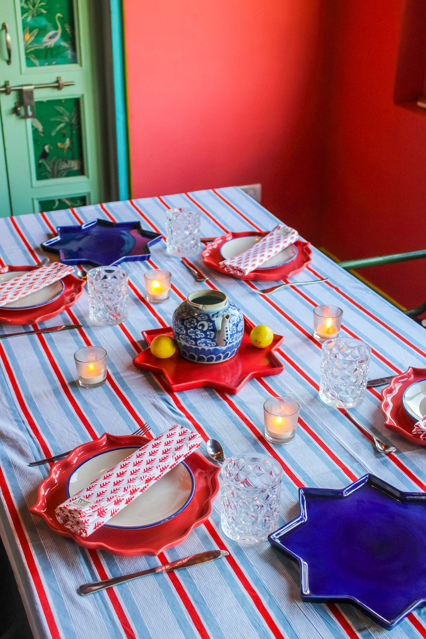 Napkin Set in Cherry Red