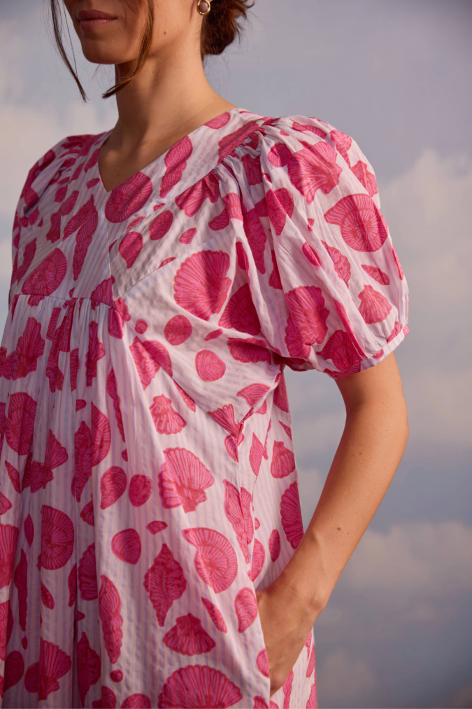 Sai Dress in Sea Shell on Thin Stripe
