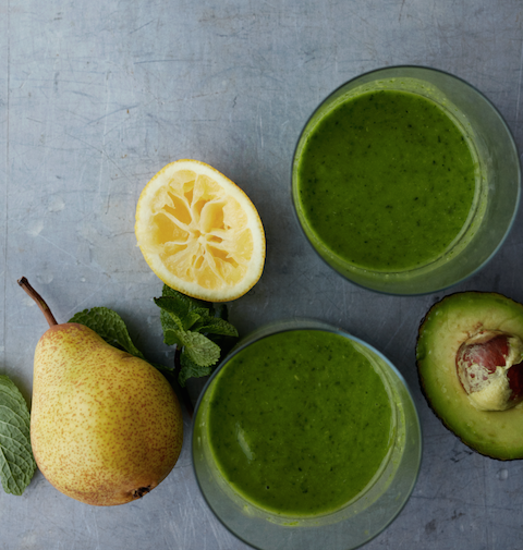 Anna Jones dishes on her new book, spring detox + her go-to smoothie!
