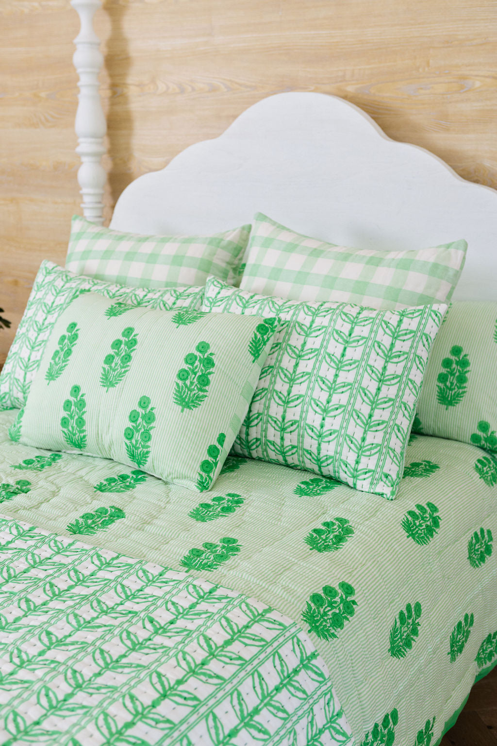 Standard Gudri Sham in Grecian Floral, Greenbriar