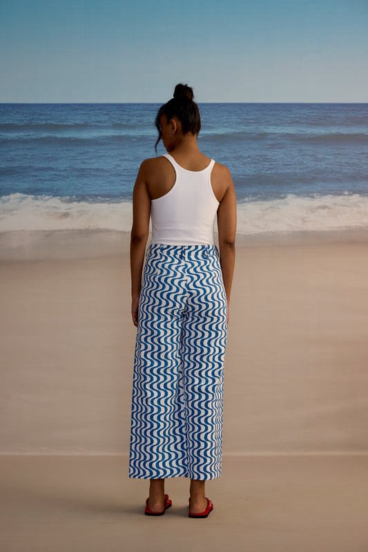 Disco Pants in Wavy Print