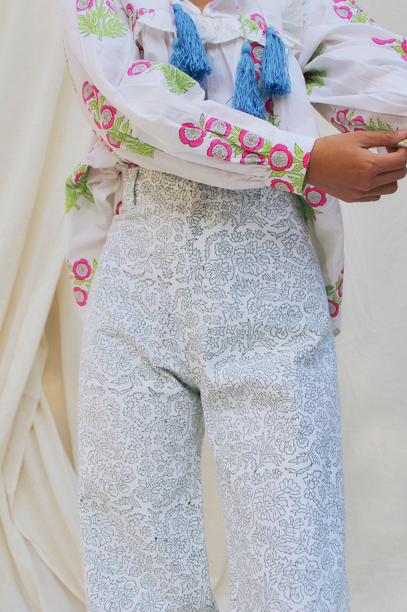 Zarin Pants Met Rechte Blockprint