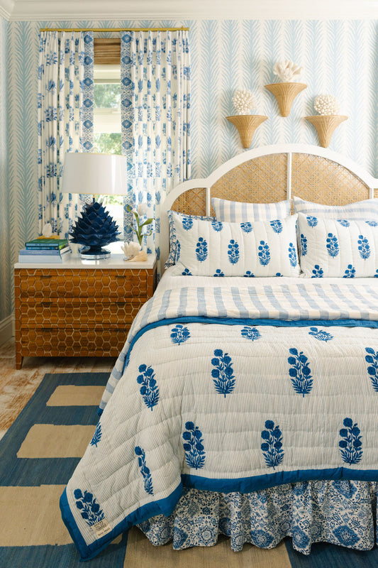 Razai Quilt in Poppy Stamp, Directoire Blue