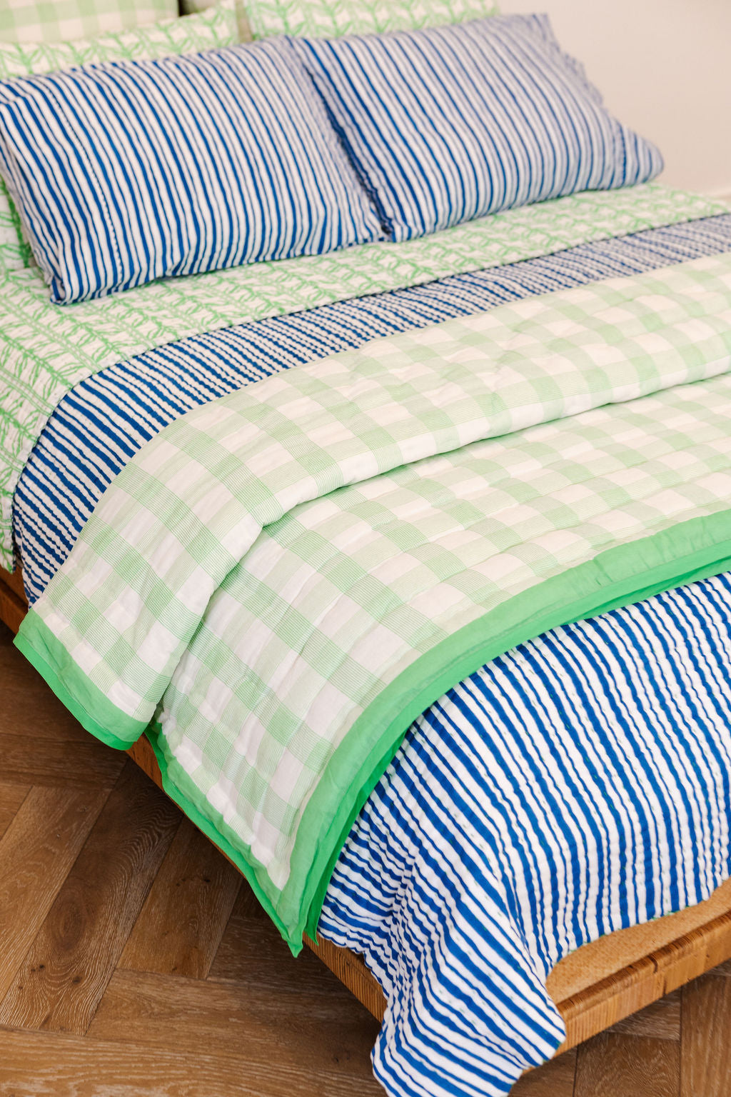 Razai Quilt in Poppy Stamp, Greenbriar