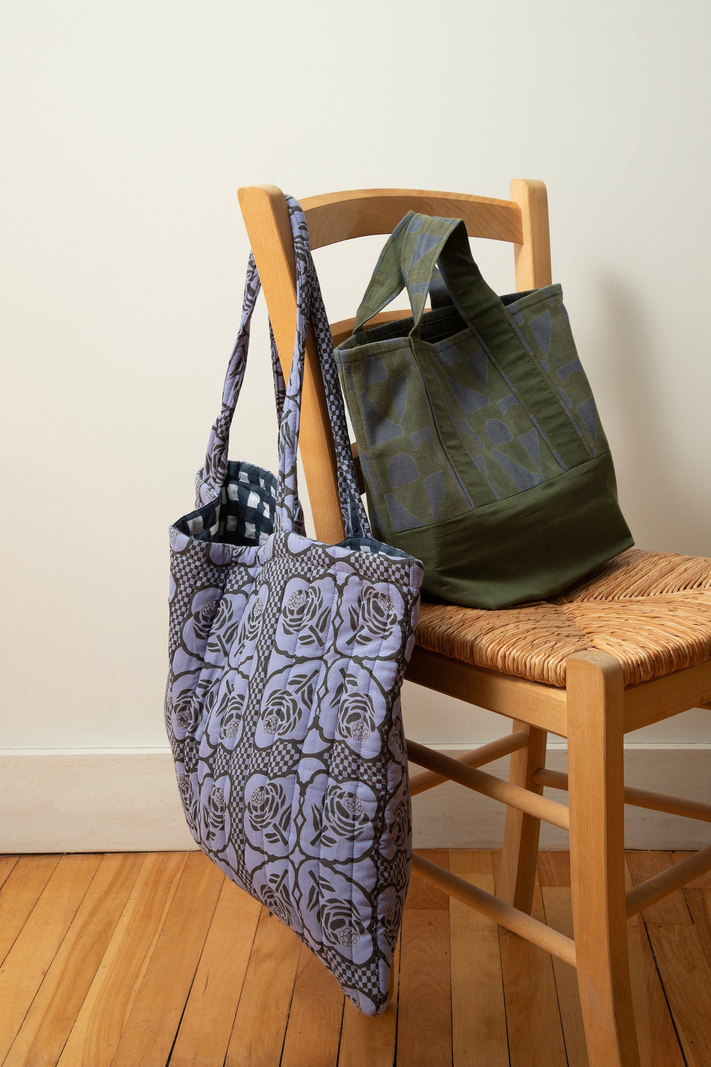 Maine Large Tote in Heart Cookie