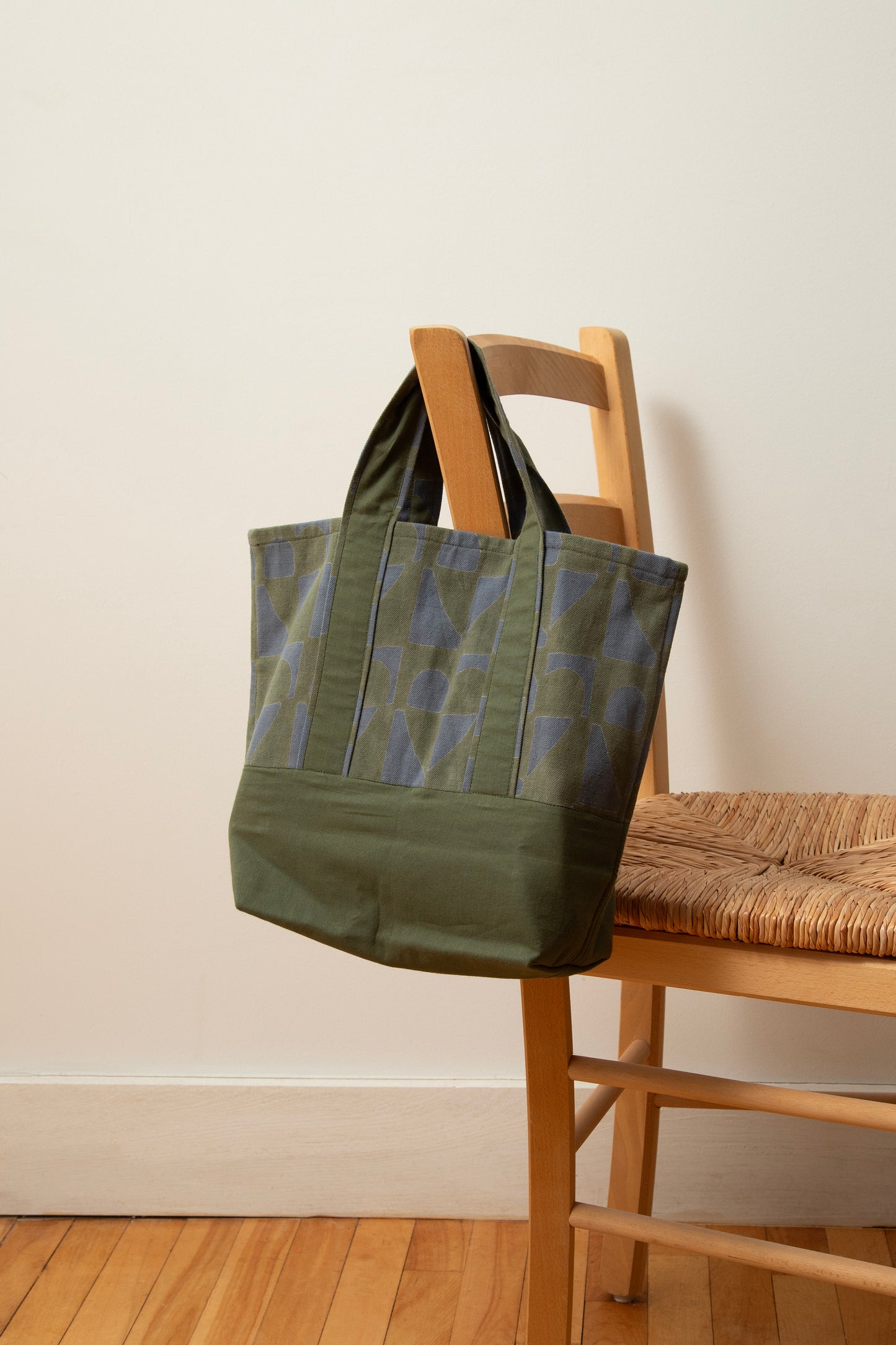 Maine Large Tote in Heart Cookie