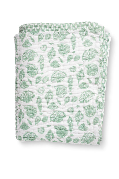 Medium Quilt in Shell Print & Patti