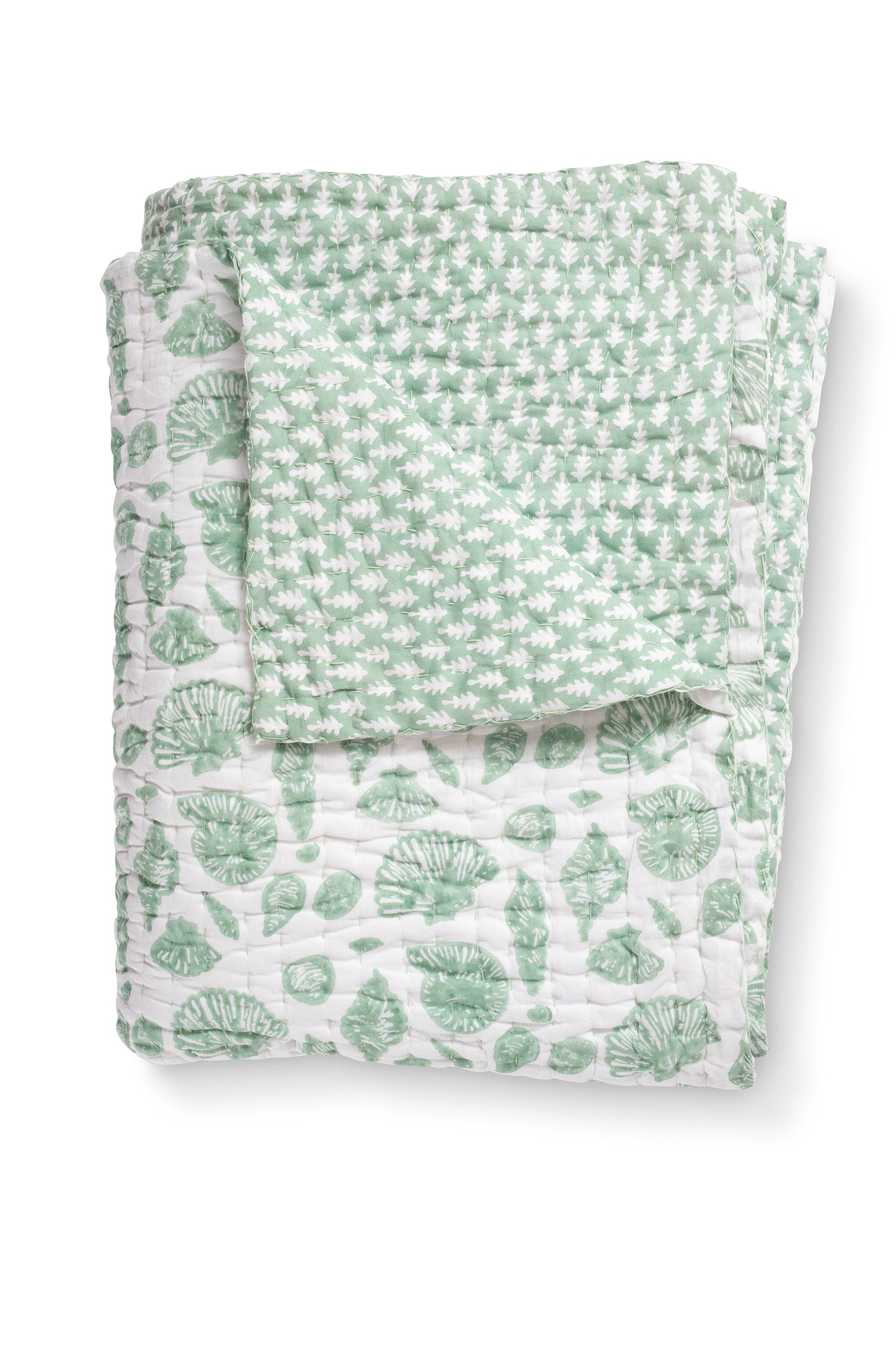 Medium Quilt in Shell Print & Patti