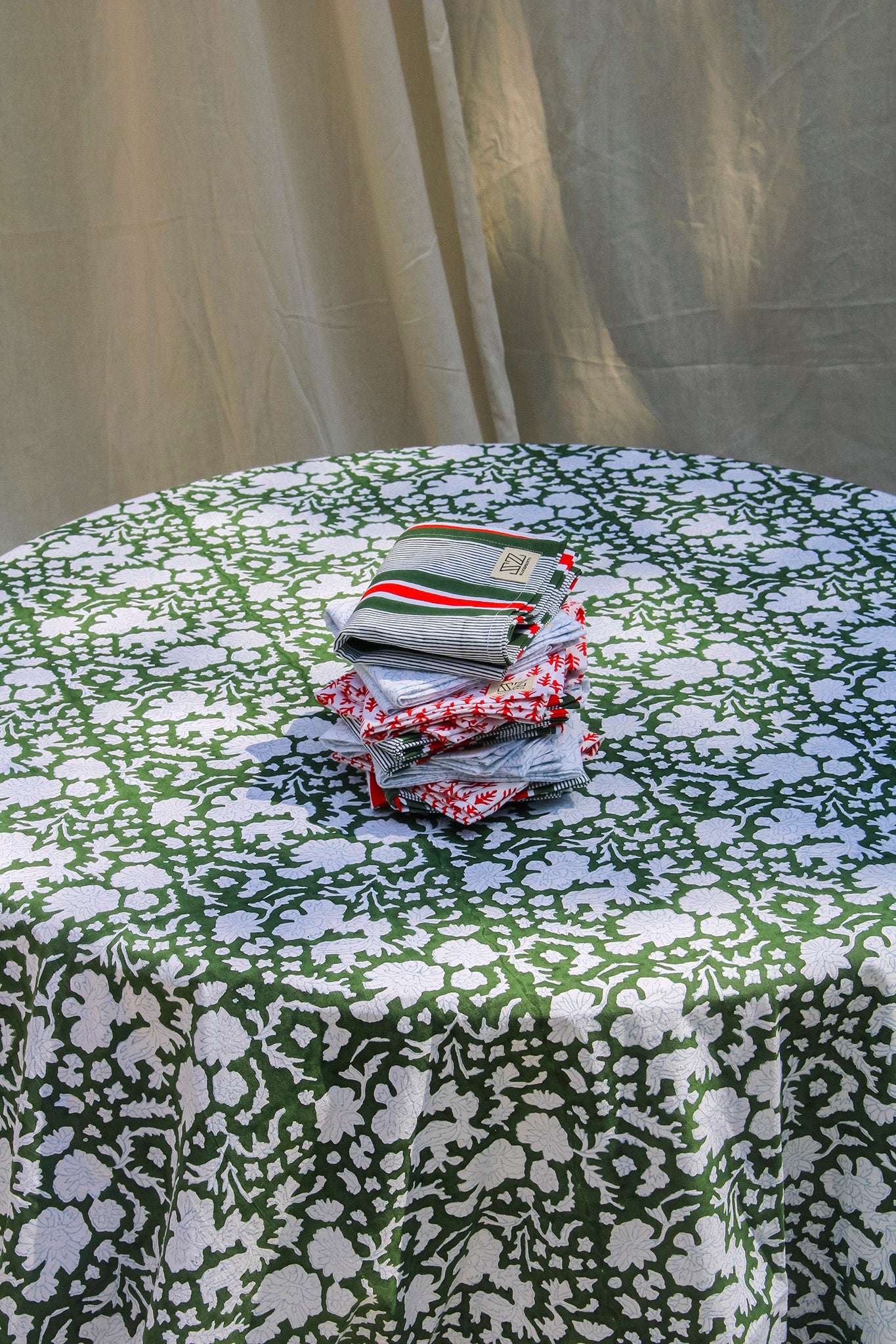 Tablecloth in Oasis Green