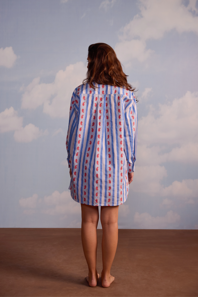 Oversized Buttoned Down Shirt in Ribbon Print