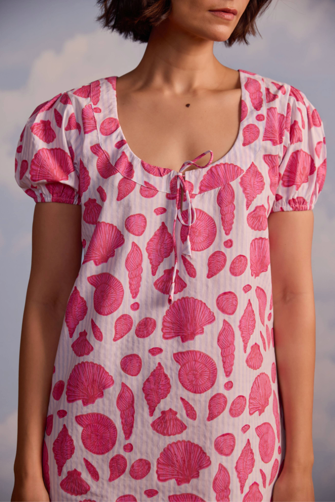 Mansi Dress in Sea Shell on Thin Stripe
